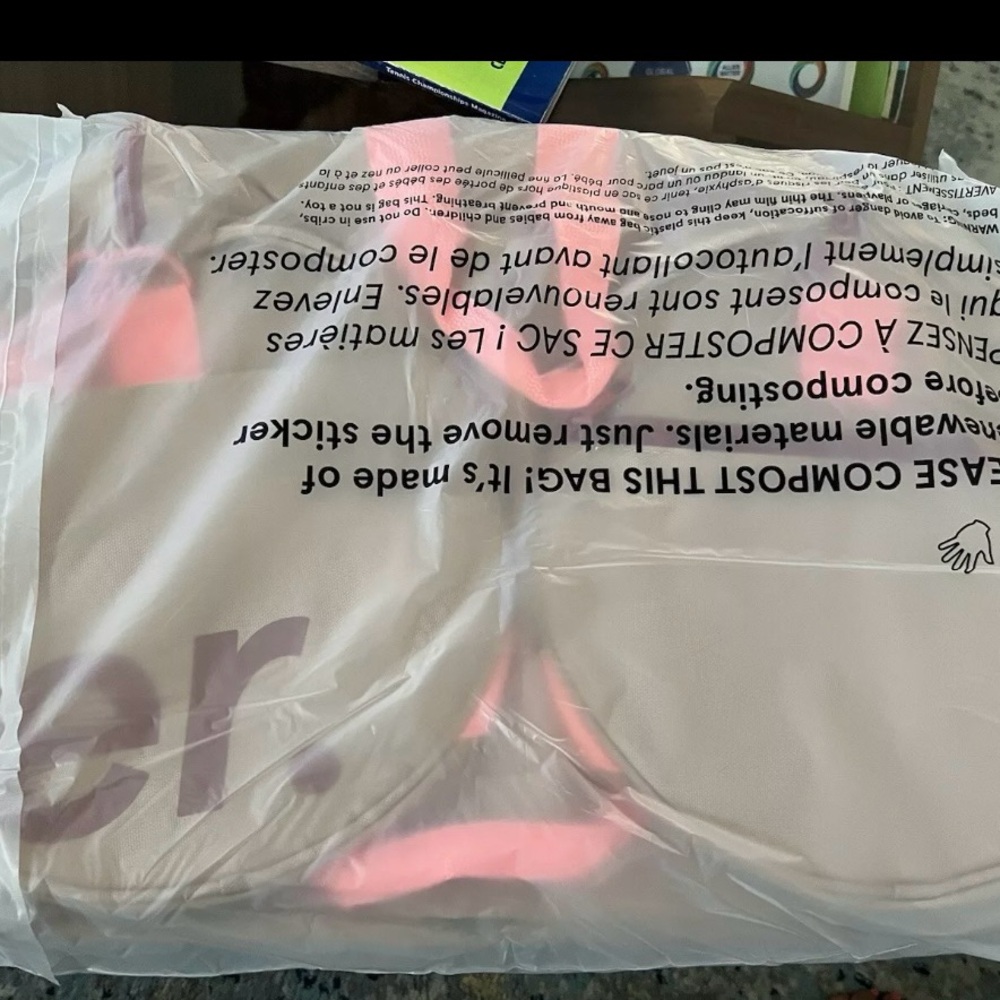 Glossier Duffle Beauty Bag Tote Medium Brown Pink Desert Rose Zip Canvas NEW !!!